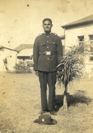 Kathavarayen Rajgopaul<br />
Enlisted  1937<br />
Promoted to Lieutenant circa 1971<br />
Detective Branch Commander, SA Police, Chatsworth, Unit 2<br />
Retired 1975